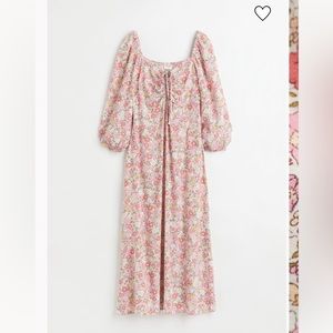 H&M floral dress with puffy sleeves. Worn once. Size S